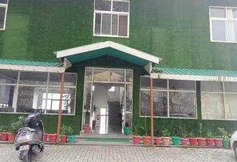 Hotel Rockwood Lansdowne has Balcony rooms