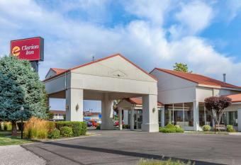 Holiday Inn Ontario By IHG allows 18 year olds to book a room