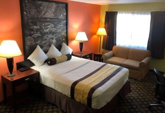 Super 8 by Wyndham Ontario allows 18 year olds to book a room