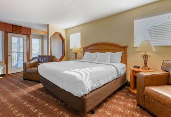 Kathryn Riverfront Inn Ascend Hotel Collection allows 18 year olds to book a room