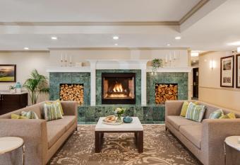 Ayres Hotel Corona East allows 18 year olds to book a room