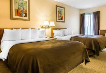 Comfort Inn Ebensburg allows 18 year olds to book a room