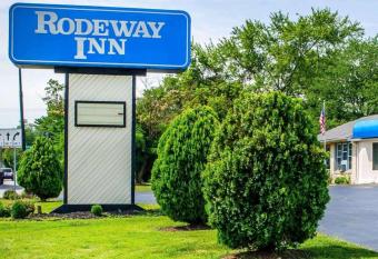 Rodeway Inn Dillsburg has Smoking rooms