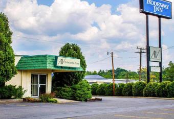 Rodeway Inn Moosic - Scranton has Smoking rooms