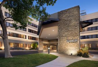Fairfield Inn & Suites by Marriott Denver Southwest/Lakewood allows 18 year olds to book a room