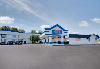 Motel 6 Clarion, Pa has Smoking rooms