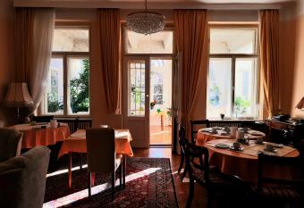 Pension Villa Inge has Balcony rooms