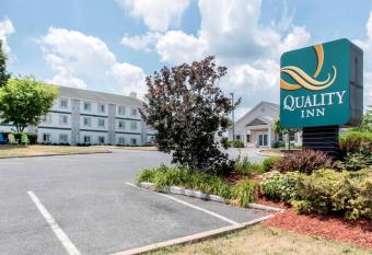 Days Inn by Wyndham Penn State allows 18 year olds to book a room