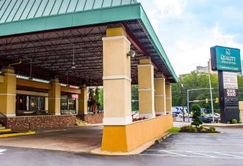 Wilkes-Barre Inn & Suites has Smoking/Balcony rooms