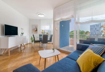 Apartment ANINA allows 18 year olds to book a room