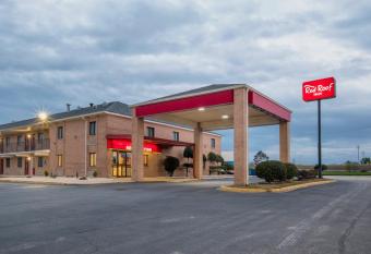 Red Roof Inn Bishopville has Smoking rooms