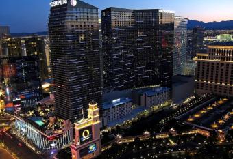 Stay Together Suites on The Strip - 2 Bedroom Suite 976 allows 18 year olds to book a room