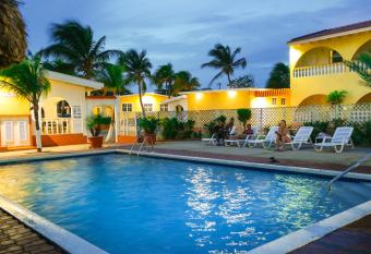 Coconut Inn has Balcony rooms