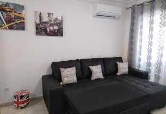 Residencial los olivos allows 18 year olds to book a room