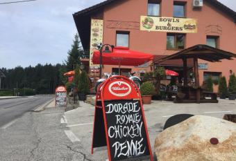 Old s Car Zimmer & Apartment Vermietung has Balcony rooms