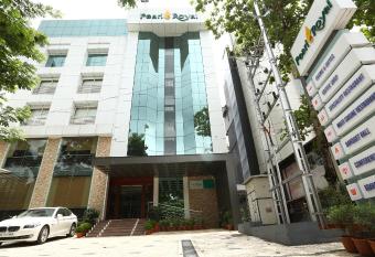 PEARL ROYAL INTERNATIONAL HOTELS & RESORTS PVT LTD has Balcony rooms