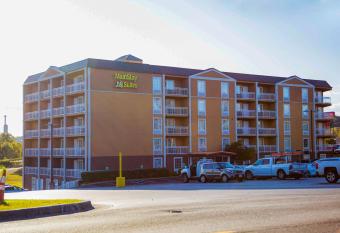MainStay Suites Knoxville North I-75 has Smoking/Balcony rooms
