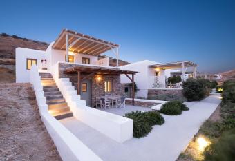 Lagadia Village has Balcony rooms