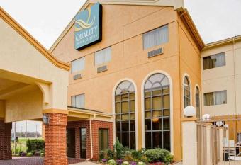 Quality Inn & Suites has Smoking rooms