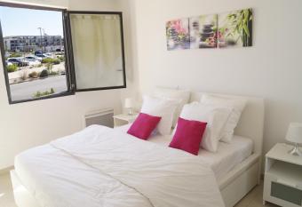 Cittazen Aix-en-Provence - Entre gare TGV et centre ville, calme et confort moderne has Balcony rooms