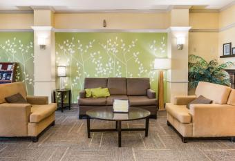 Spark by Hilton Fort Stockton allows 18 year olds to book a room