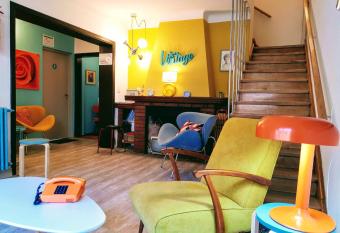 Vintage Bariloche Hostel Boutique allows 18 year olds to book a room
