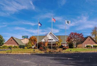 Quality Inn Dublin I-81 allows 18 year olds to book a room
