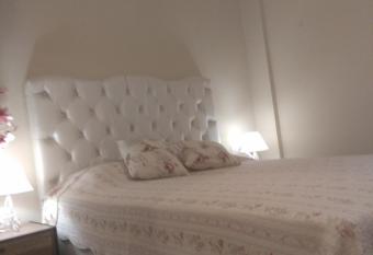 Villa Elli has Balcony rooms