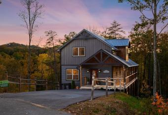 All Decked Out Cabin has Balcony rooms