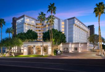 DoubleTree by Hilton Phoenix Mesa has Balcony rooms