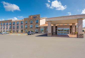 Comfort Inn Tonopah allows 18 year olds to book a room