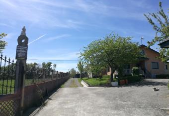 Albergue O Pombal has Balcony rooms