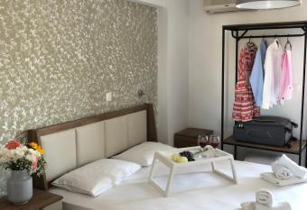 Armonia Guest House Skiathos has Balcony rooms
