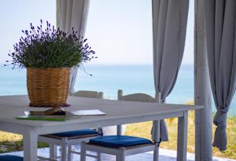 Villa Diamante Costa dei trabocchi Vasto has Balcony rooms