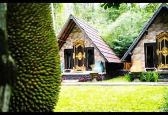 Zelobi Venture allows 18 year olds to book a room