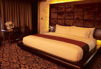 Maleewana Hotel & Resort has Balcony rooms