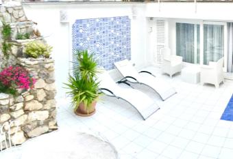 Maril   vacation home in Positano has Balcony rooms
