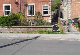 The Victorian House allows 18 year olds to book a room