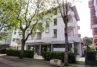 Hotel Nuova Riccione allows 18 year olds to book a room