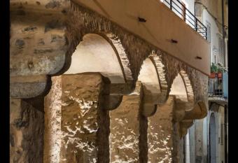 I VICOLI Exclusive Apartments has Balcony rooms