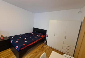 MirrorRoom PL CityCenter has Balcony rooms