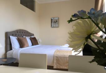Brydges Self-Catering Spaces and En-suite rooms allows 18 year olds to book a room