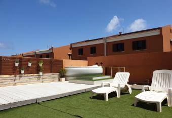 La Casa Sahi allows 18 year olds to book a room