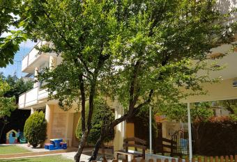 Flat with Garden allows 18 year olds to book a room