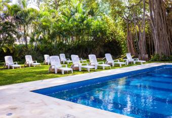 Nina Hotel Playa del Carmen allows 18 year olds to book a room