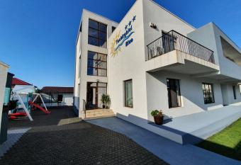 Techirghiol Blue has Balcony rooms