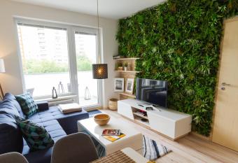 Spacy Modern Apartment near Hockey Stadium allows 18 year olds to book a room