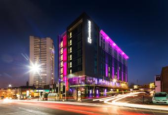 pentahotel Birmingham allows 18 year olds to book a room