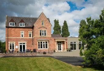 The Cliffe at Dinham allows 18 year olds to book a room