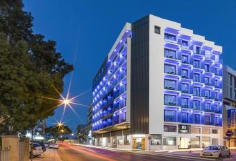 Frangiorgio Hotel allows 18 year olds to book a room